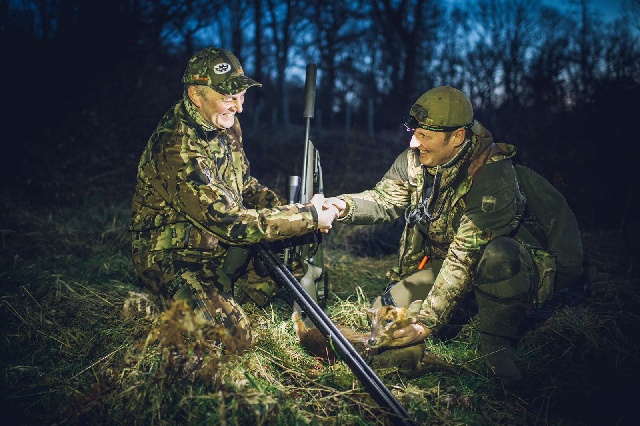 Wild boar shot at night in Swedish wheat field — Viper-Flex shooting sticks with thermal and suppressed rifle